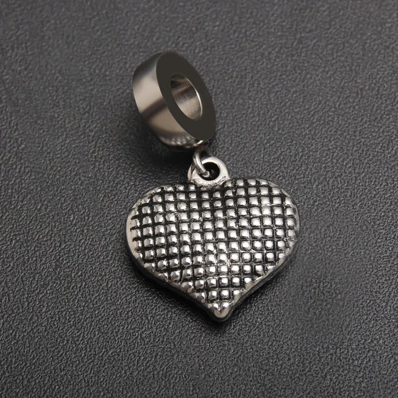 |PA11-3 Imitation Zirconium Love Pendant