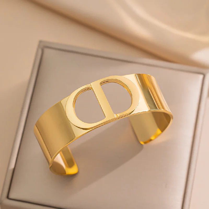 198 Gold Bracelet