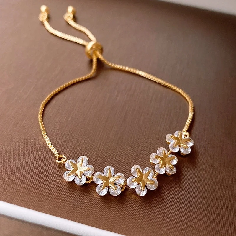 32# Gold Flower Bracelet. (Real Gold Plating)