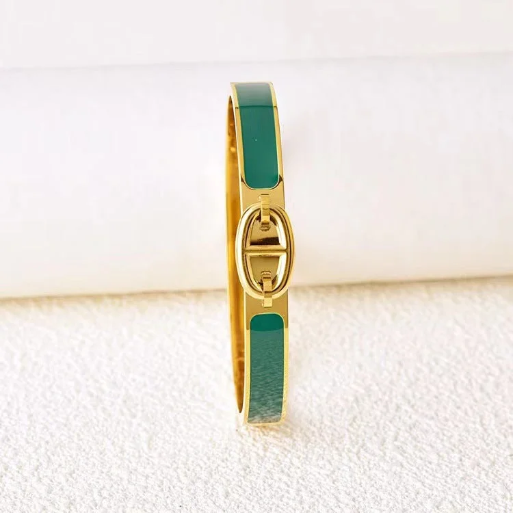 157 Gold Green