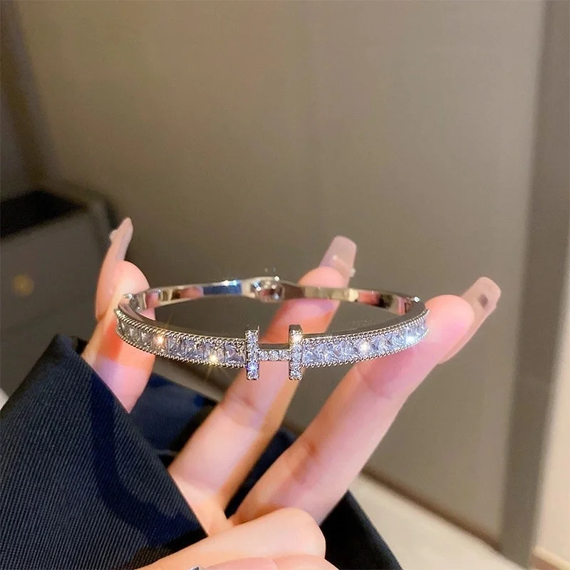 14 Bracelet-Silver Letter H Buckle.