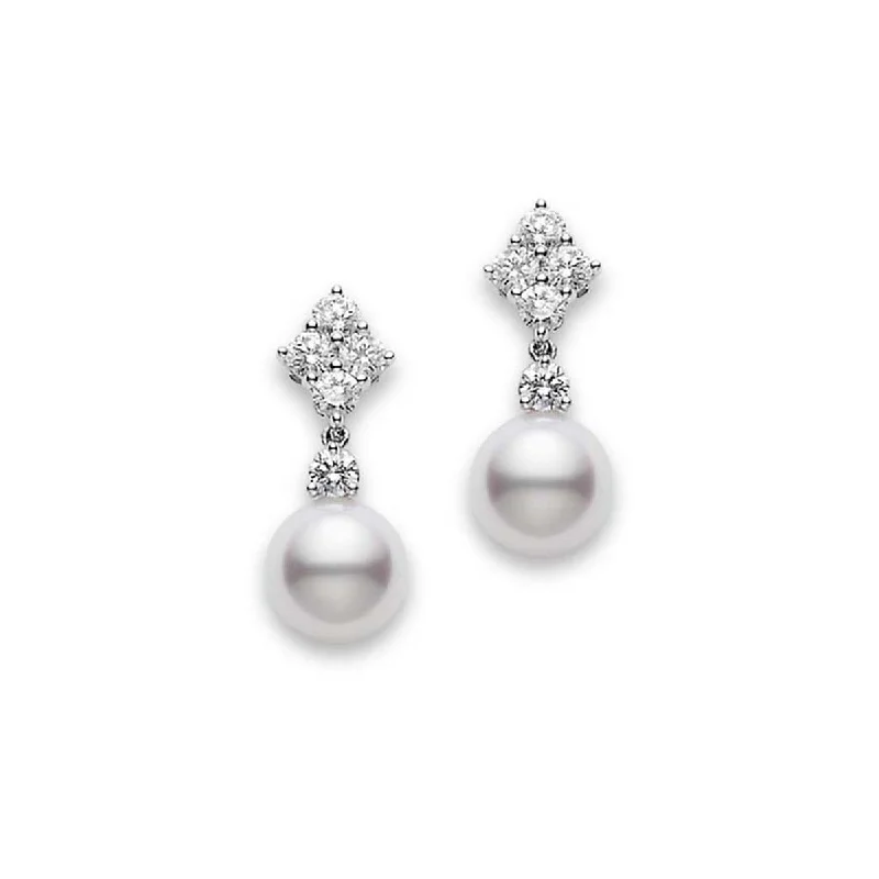 women’s floral earrings-Classic Elegance Akoya Cultured Pearl Drop Earrings