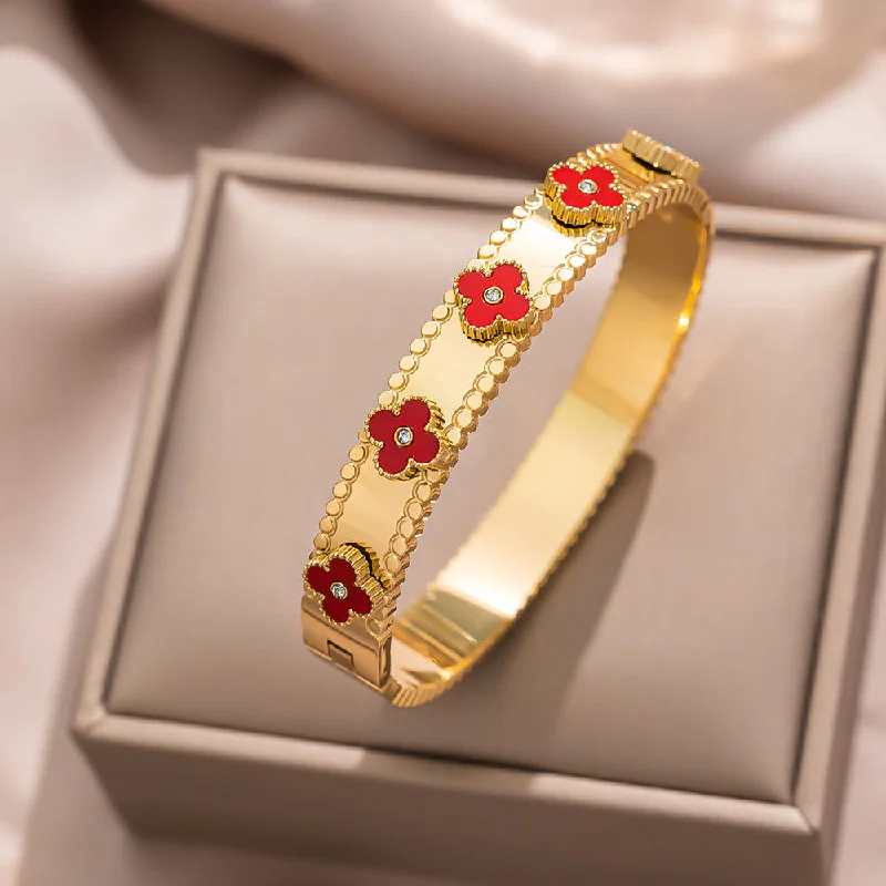 190 Gold Red Diamond Bracelet