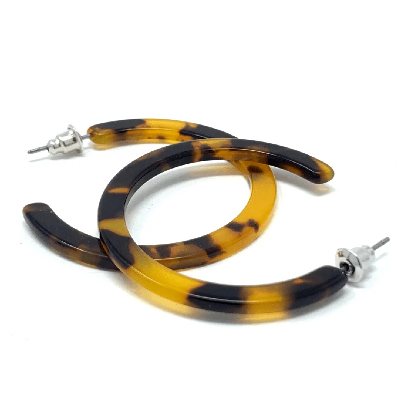 women’s multi-color earrings-Resin Tortoise Shell Hoop Earrings