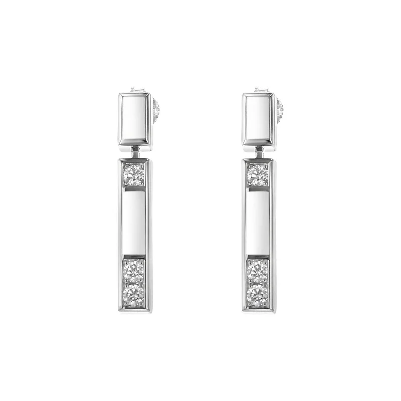 women’s gold tassel earrings-Harry Winston Diamond Stick Drop Earrings