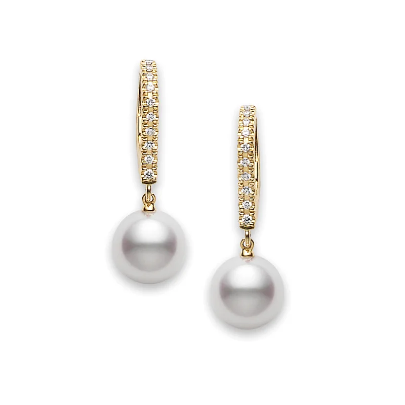 women’s statement stud earrings-Classic Elegance Akoya Cultured Pearl Lever Back Earrings