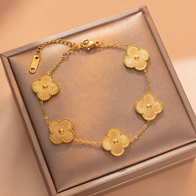 988 Laser Five Flower Bracelet Gold