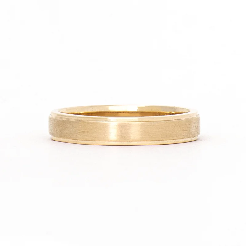 women’s statement rings-Ridge 4mm Matte Band