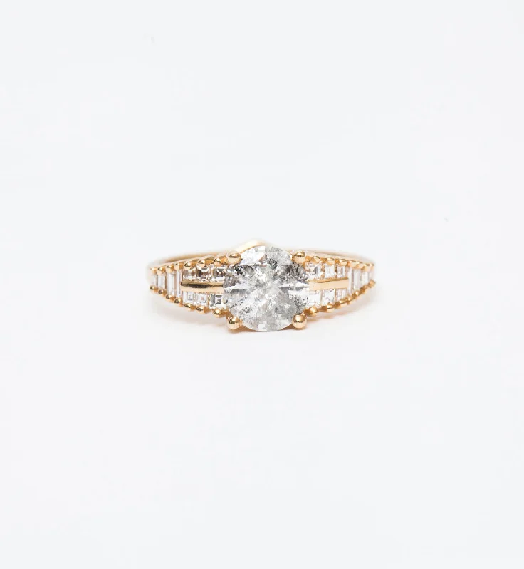 rose gold rings for women-Snowy Diamond Ring