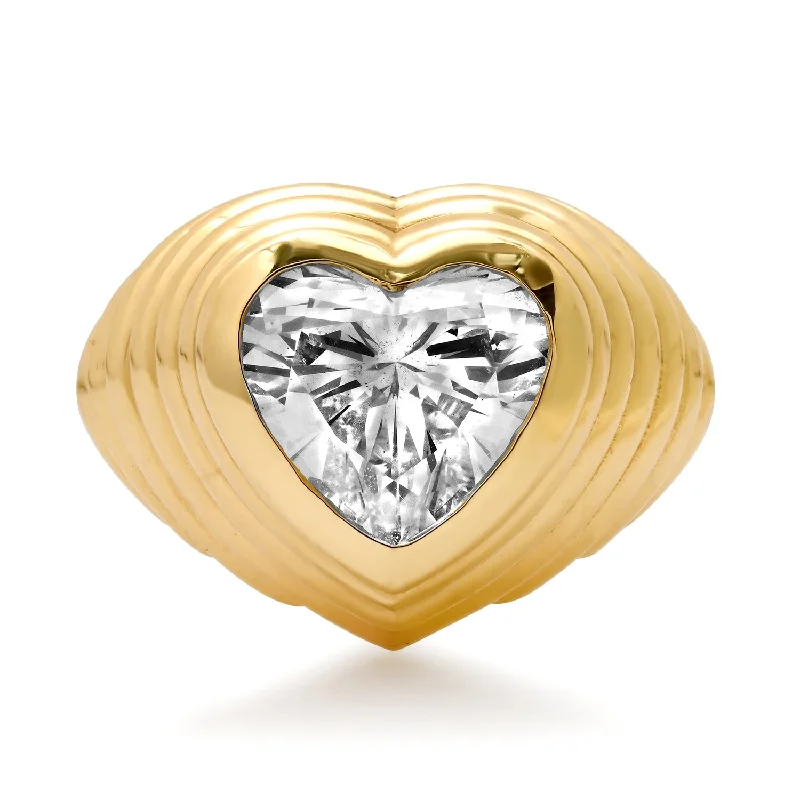 women’s 14k gold rings-Lab Grown Diamond Heart Kick Back Ring